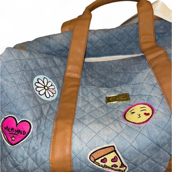 LUV Betsy Quilted Denim Tote Bag - Picture 3 of 10